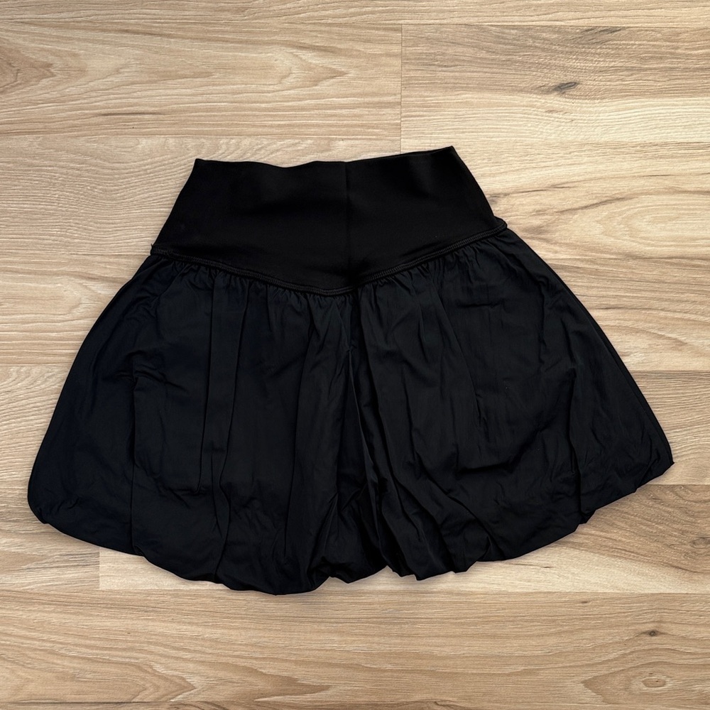 *NWT* Offline by Aerie Real Me Bubble Skort Women’s Black